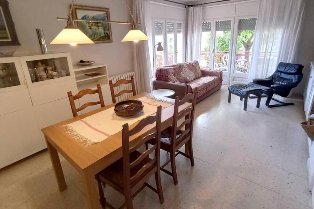 Ca La Merce - Agradable Casa En Amer Bagian luar foto